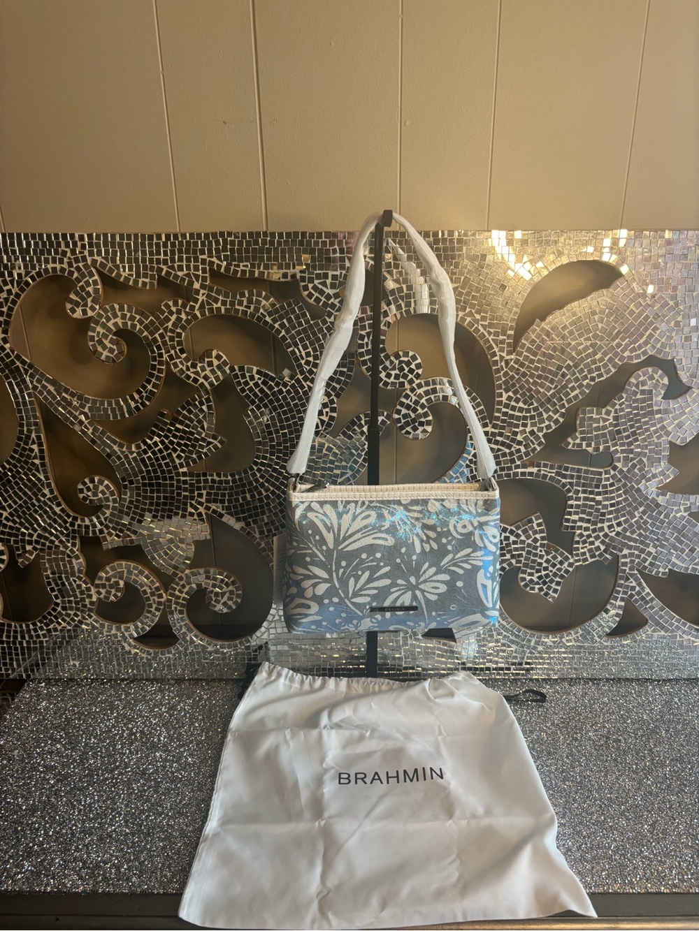 ⭐️Brahmin Lorelei Bellbottom Blue Lucent Leather Shoulder Bag
